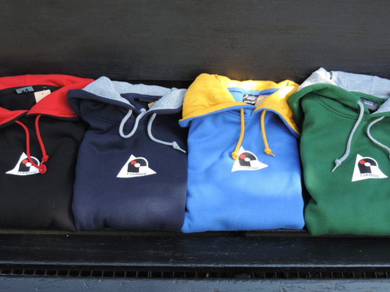 rreague 2tone hood rah yokohama.JPG